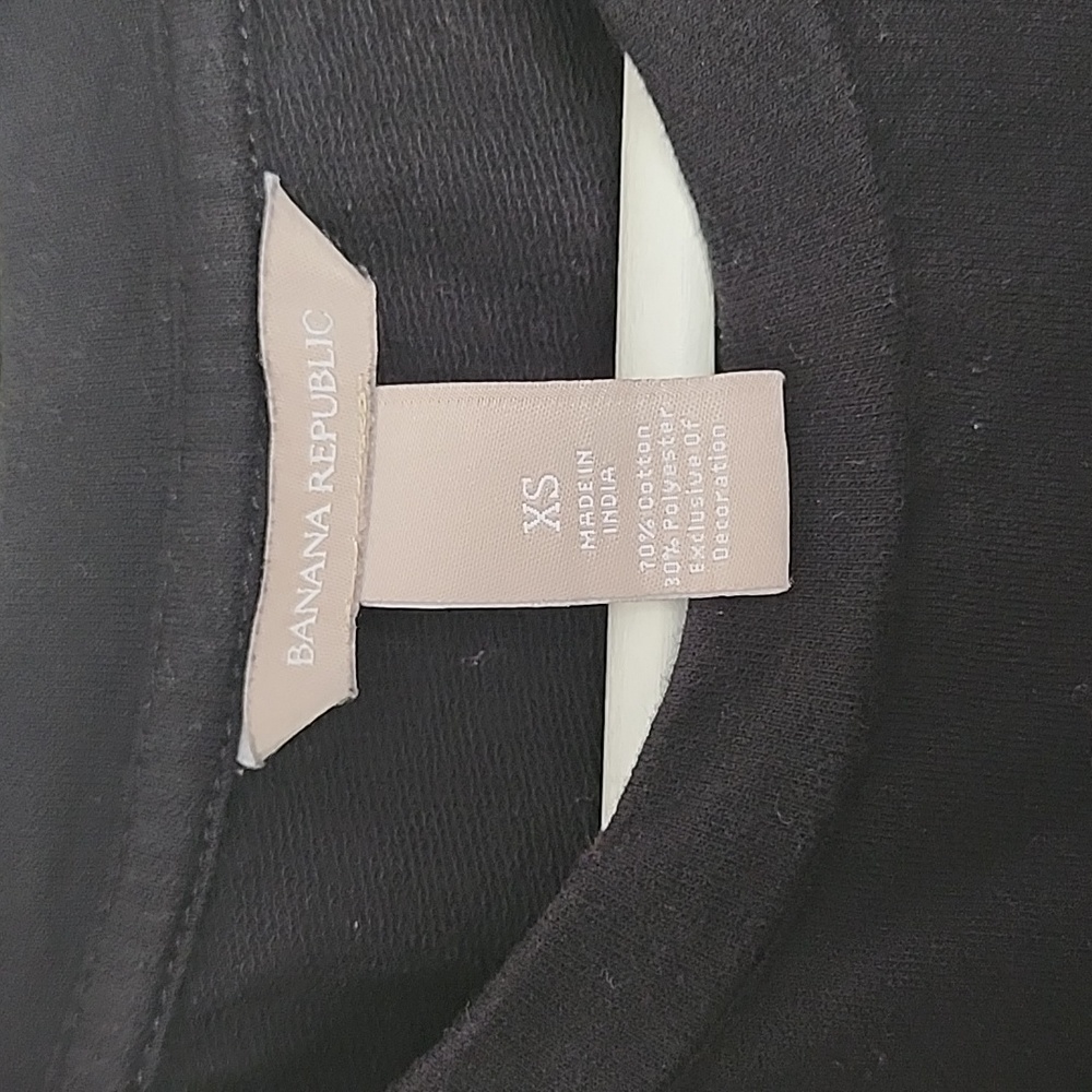 Banana Republic XS Black Embellished Long Sleeves Top - Picture 3 of 5